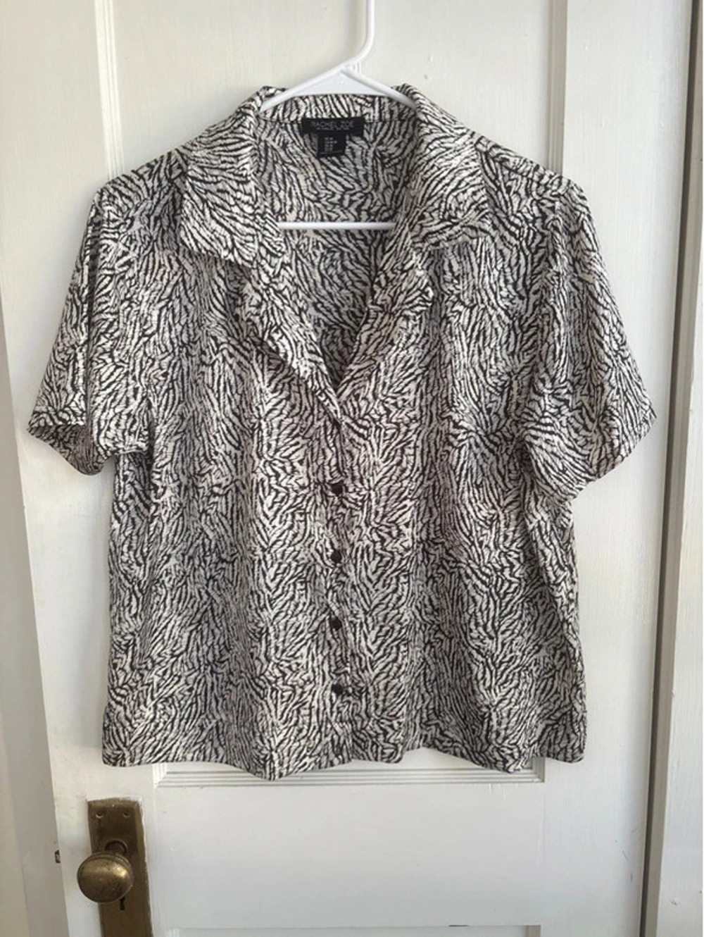 Silky blouse. US size M